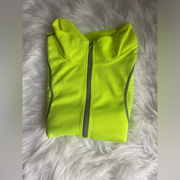 Neon green top. Good material for work out. - Picture 3 of 3